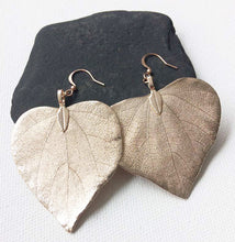 Load image into Gallery viewer, Heart Leaf Earrings