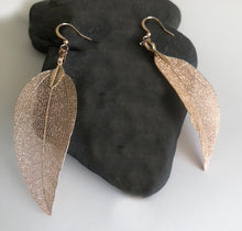 Load image into Gallery viewer, Leaf Earrings