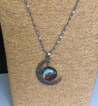 Load image into Gallery viewer, Crescent Moon Pendant